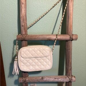 Elegant Cream Quilted Shoulder Bag